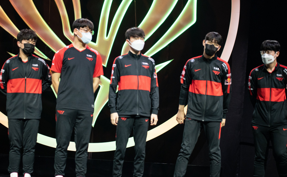 KT横扫C9，Keria极限生还后反打焦点之战半决赛，技惊四座