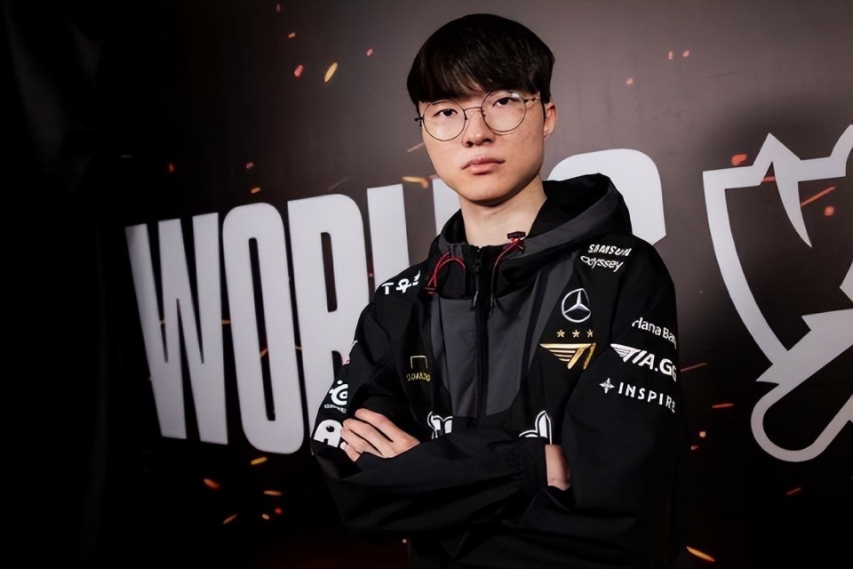 开云-关于PSG绝杀WBG，Ruler极限生还后反打焦点之战2025世界赛，让粉丝疯狂欢呼的信息