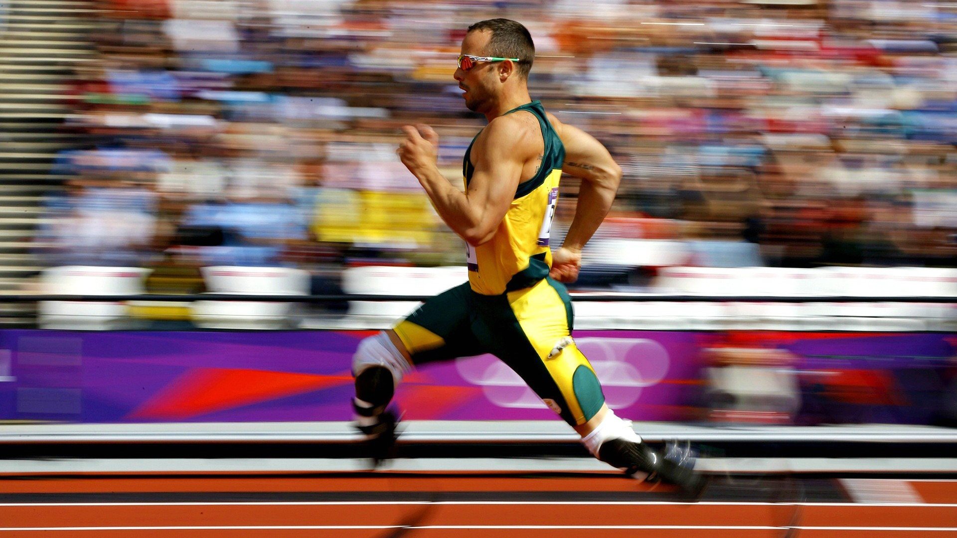 杰伦·格林接管时刻!恩比德牵制下的关键三分,76人压哨演绎何为巨星引力